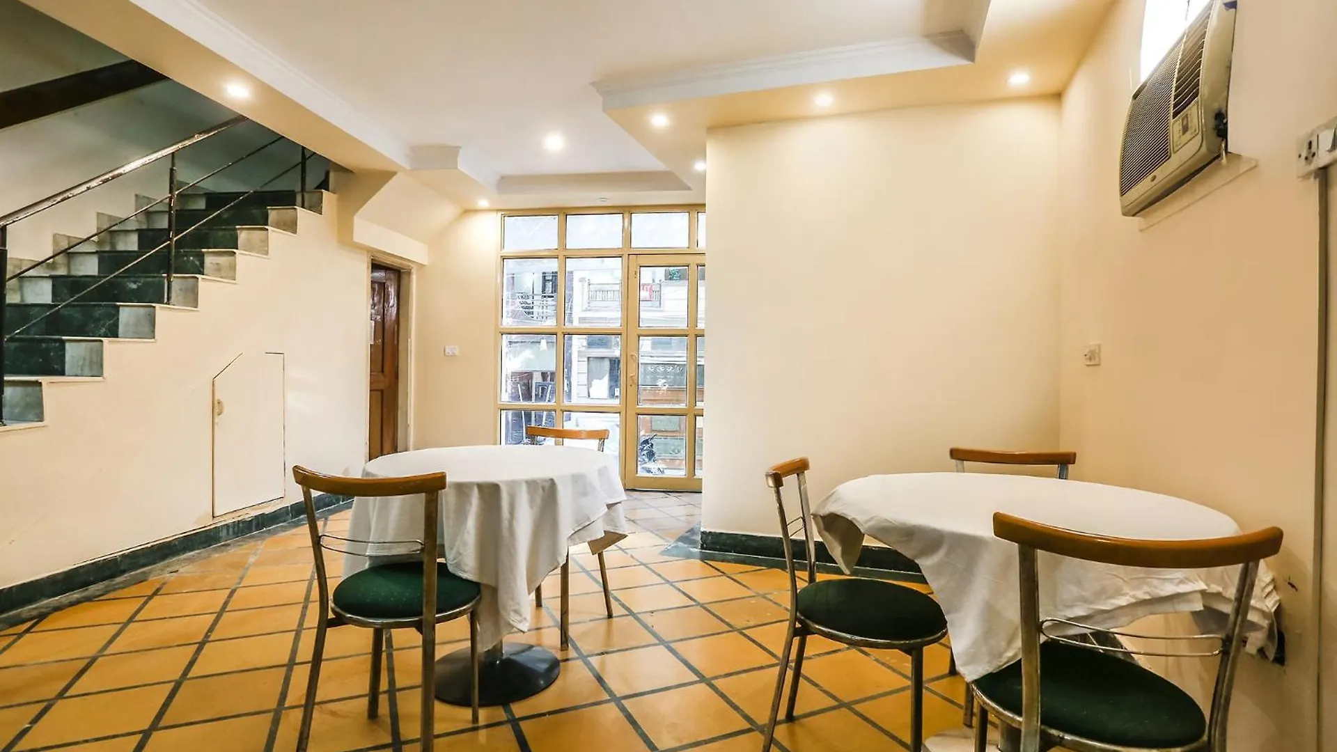 Fabhotel Comfort Residency II Gurgaon